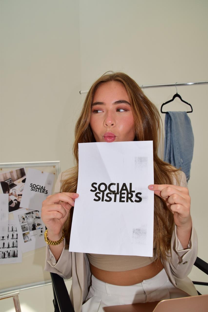 Rayne, Co-Founder of Social Sisters